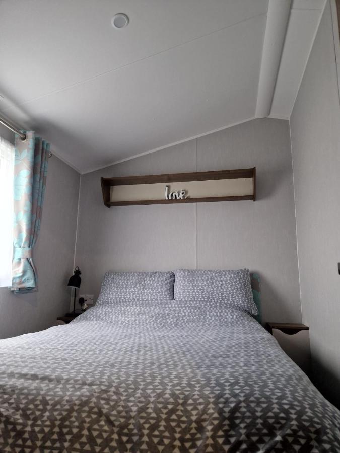 The Fleet Retreat Hotel Wyke Regis Bagian luar foto