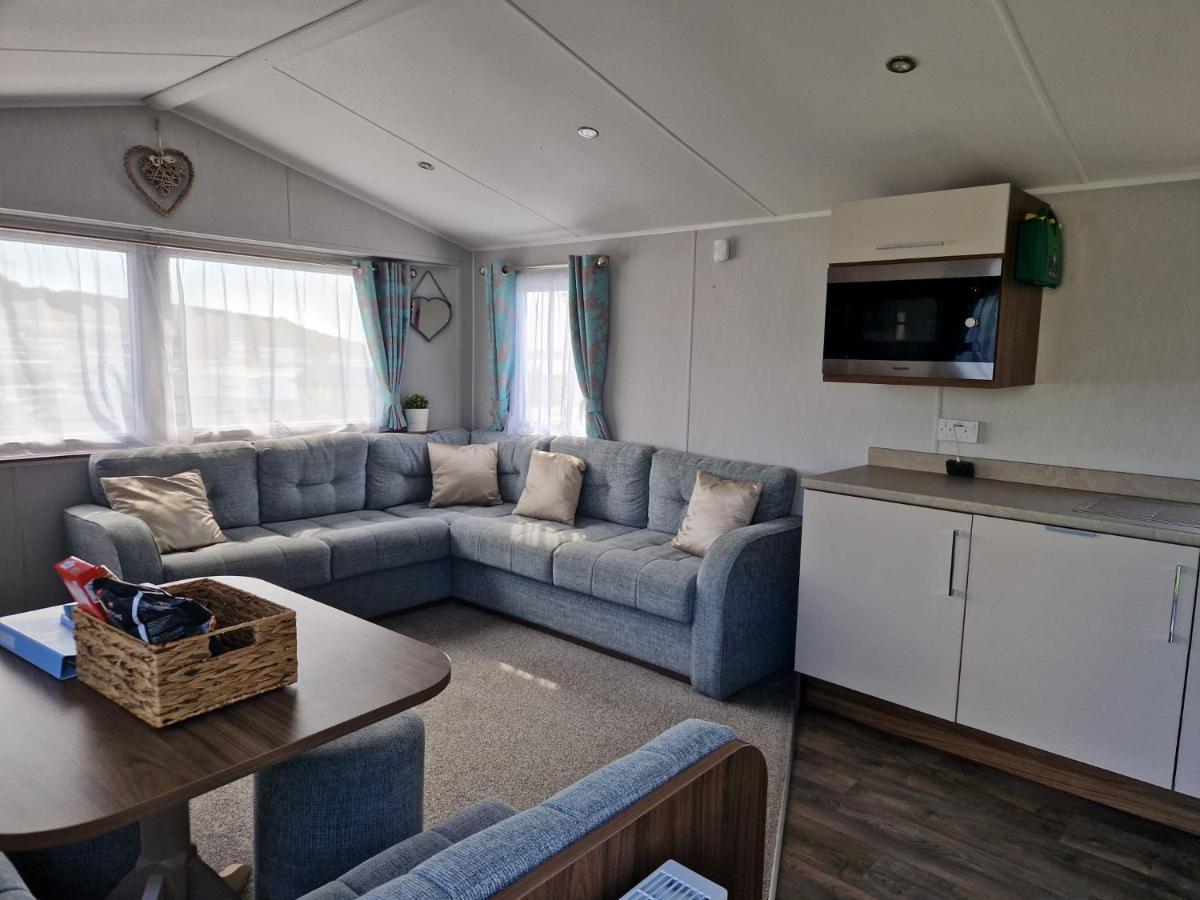 The Fleet Retreat Hotel Wyke Regis Bagian luar foto